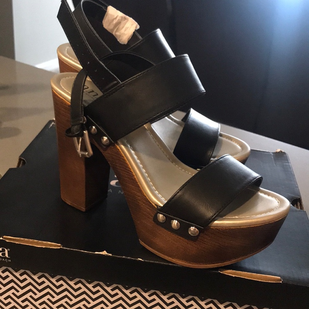 Heels size 8